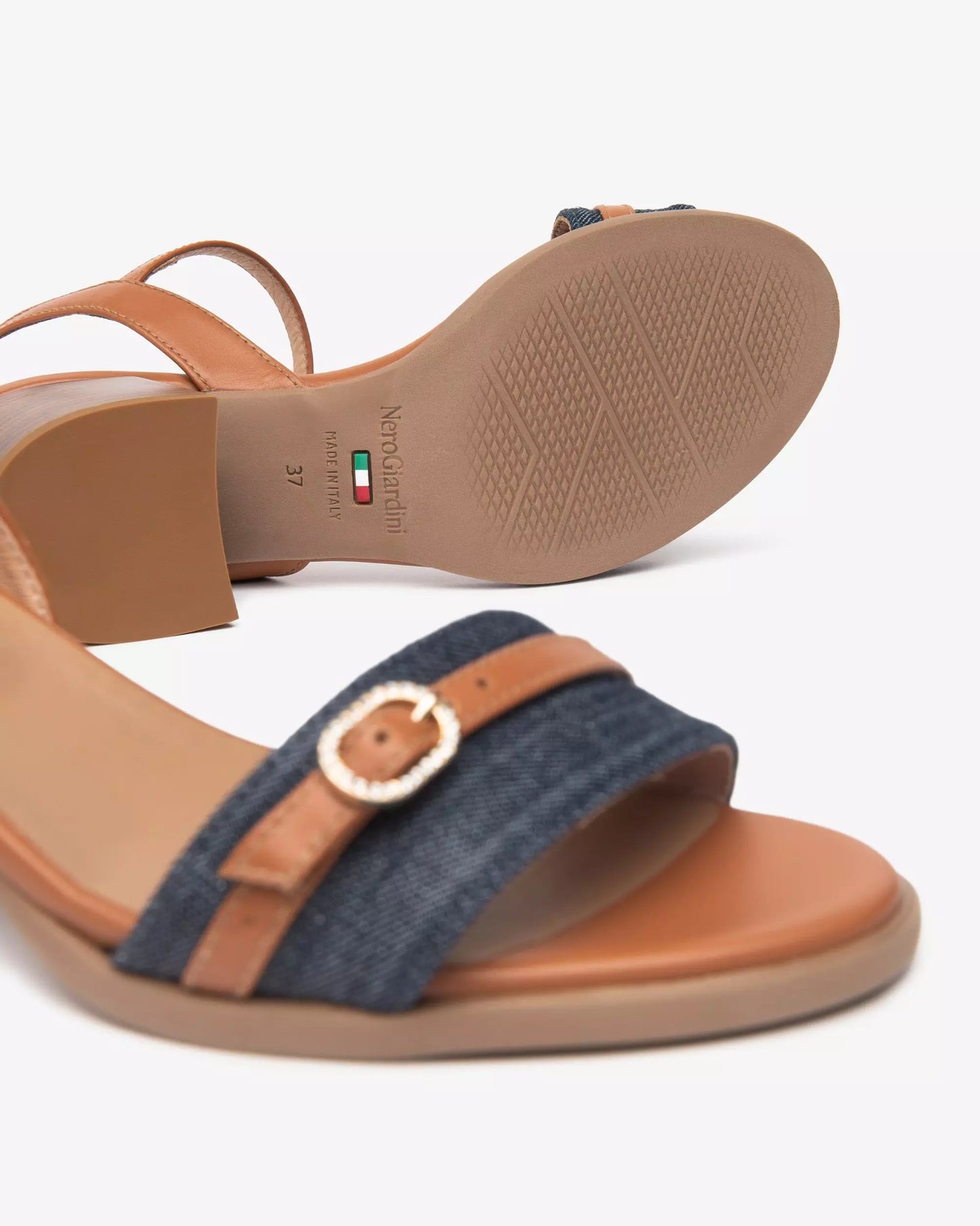 NERO GIARDINI Sandali Donna mod. E513435D